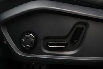 Lynk & Co 08