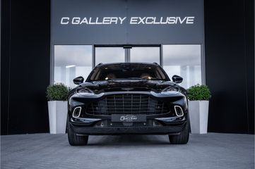 Aston Martin DBX