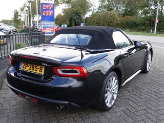 Fiat 124 Spider