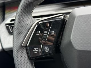 Peugeot e-3008