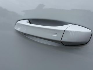 Peugeot e-3008