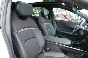 Mazda CX-6e