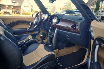 MINI Cooper Cabrio