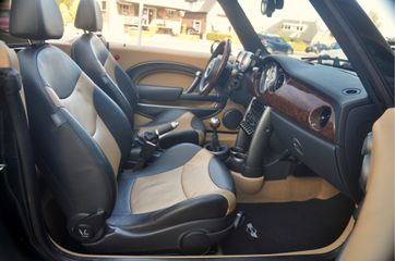 MINI Cooper Cabrio
