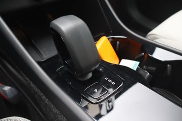 Volvo EC40