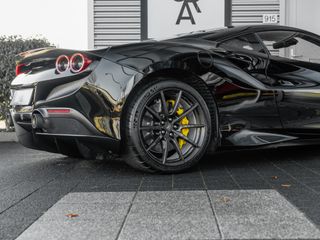Ferrari F8 Tributo