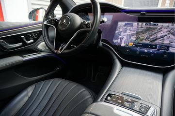 Mercedes-Benz EQS