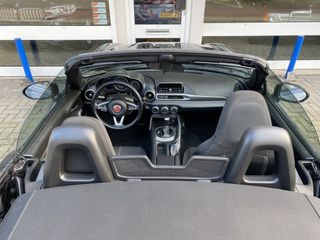 Fiat 124 Spider