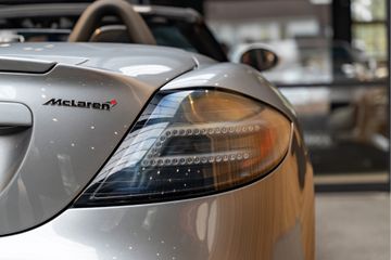 Mercedes-Benz SLR