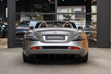 Mercedes-Benz SLR