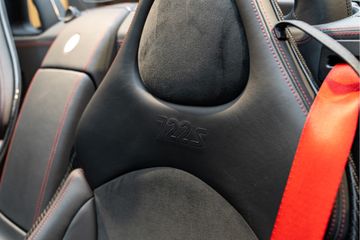 Mercedes-Benz SLR