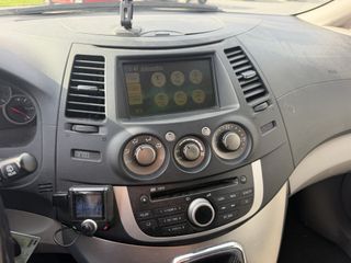 Mitsubishi Grandis