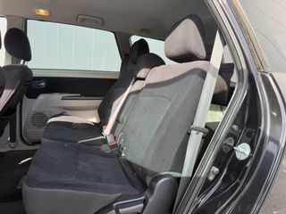 Mitsubishi Grandis