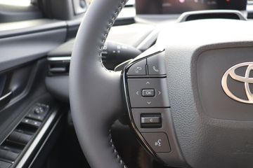 Toyota C-HR+
