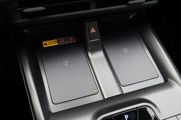 Toyota C-HR+