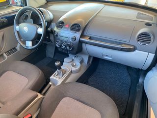 Volkswagen New Beetle