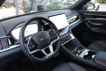 BYD SEAL U