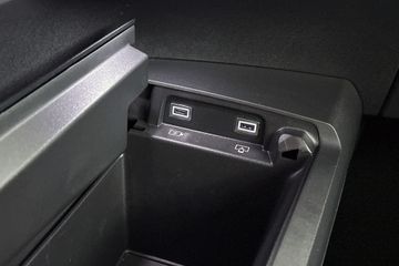 Peugeot e-3008