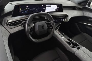 Peugeot e-3008