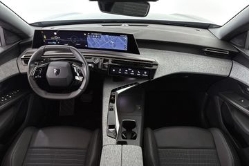 Peugeot e-3008