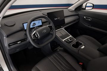 Geely Starray EM-i