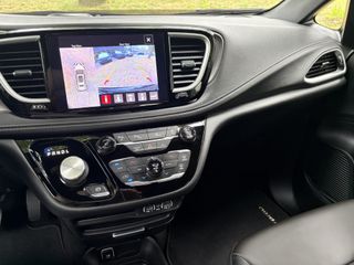 Chrysler Pacifica