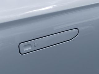 Leapmotor B10