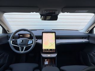 Volvo ES90