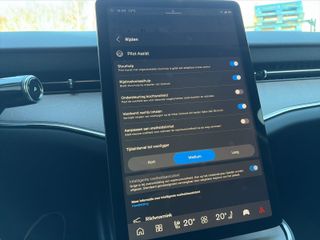 Volvo ES90