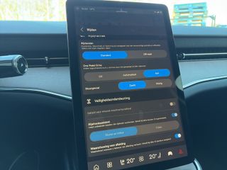 Volvo ES90