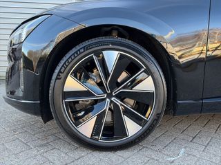 Volvo ES90