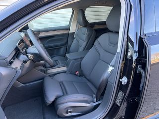 Volvo ES90