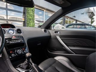 Peugeot RCZ