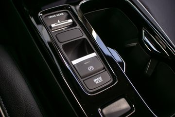 Honda e:Ny1