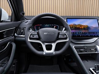 BYD SEAL U