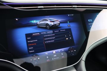 Mercedes-Benz EQE