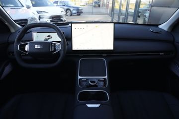 Geely Starray EM-i