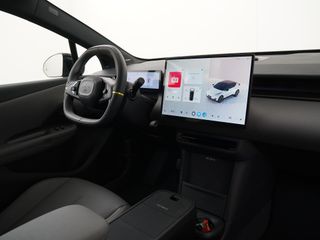 Lynk & Co 02