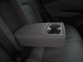Lynk & Co 02