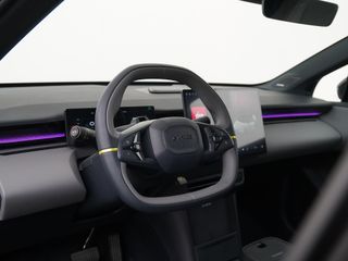 Lynk & Co 02