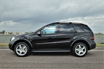 Mercedes-Benz M-Klasse