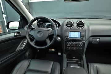 Mercedes-Benz M-Klasse