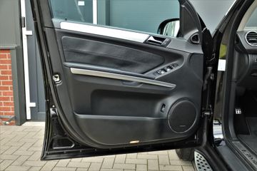 Mercedes-Benz M-Klasse