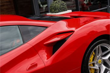 Ferrari F8 Tributo