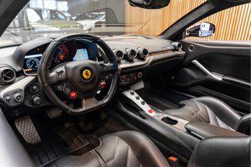Ferrari F12