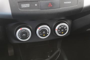 Peugeot 4007