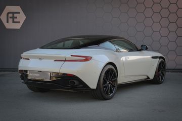 Aston Martin DB11