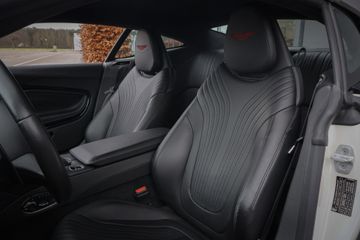 Aston Martin DB11