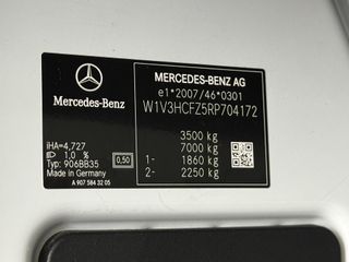 Mercedes-Benz Sprinter