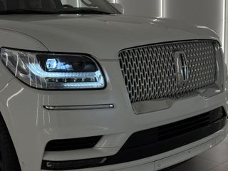 Lincoln Navigator
